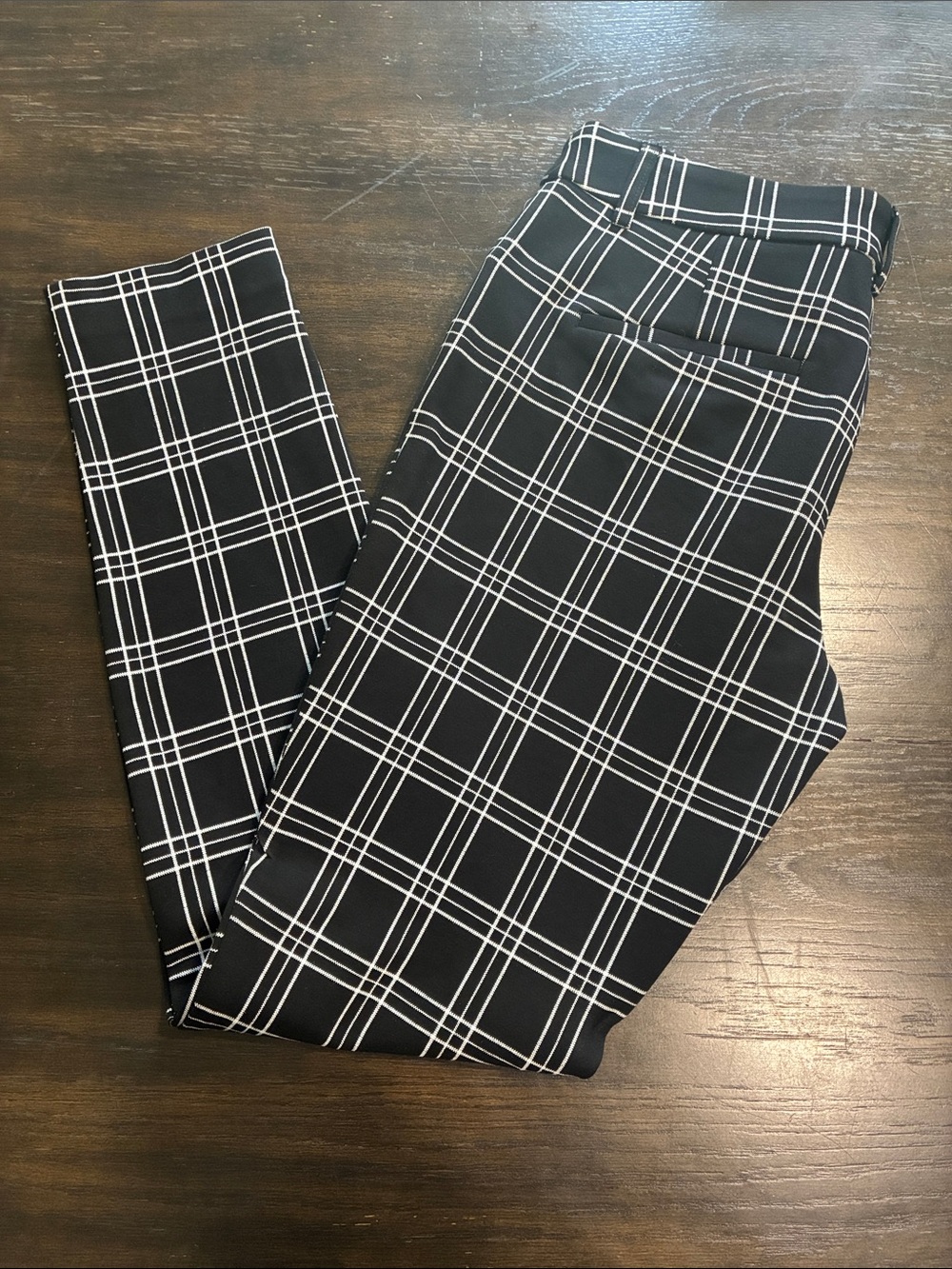 Express Black & White Plaid Cropped Pants